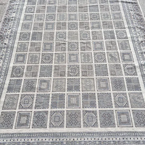 زیرسفره سوپر گلشن یزد جنس مخمل شانل کد ۰۴۱ با رنگ بندی (۳ و ۶ متری)